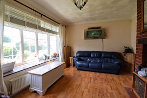 Lounge- click for photo gallery